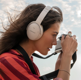 Headphones & earbuds - square